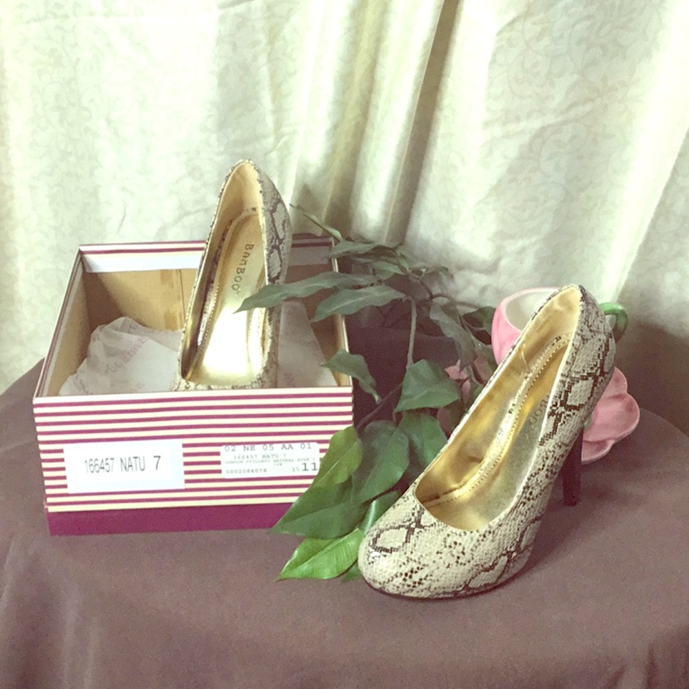 High heel shoes